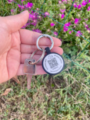 Porte-clé connecté AURIA Pets noir avec QR Code et NFC