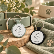 Médaille connectée silicone AURIA Pets verte et noire pour chien et chat à suspendre au collier avec QR Code et NFC